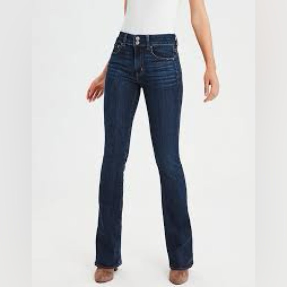 AEO Hi Rise Artist Flare dark wash jeans NWT